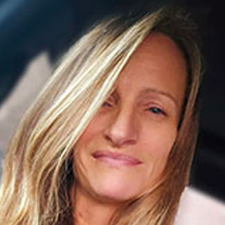 Amanda Perry